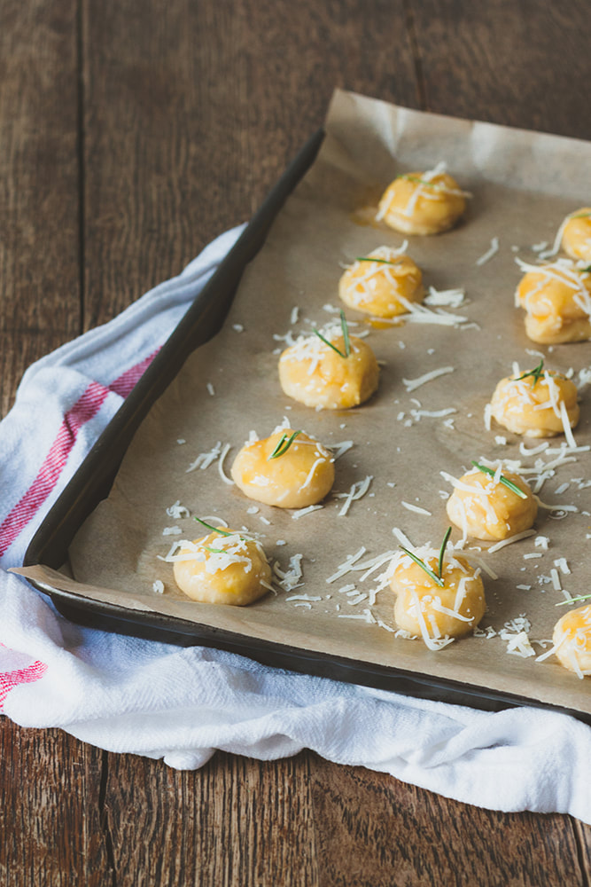 Gruyere and Rosemary Gougeres Recipe