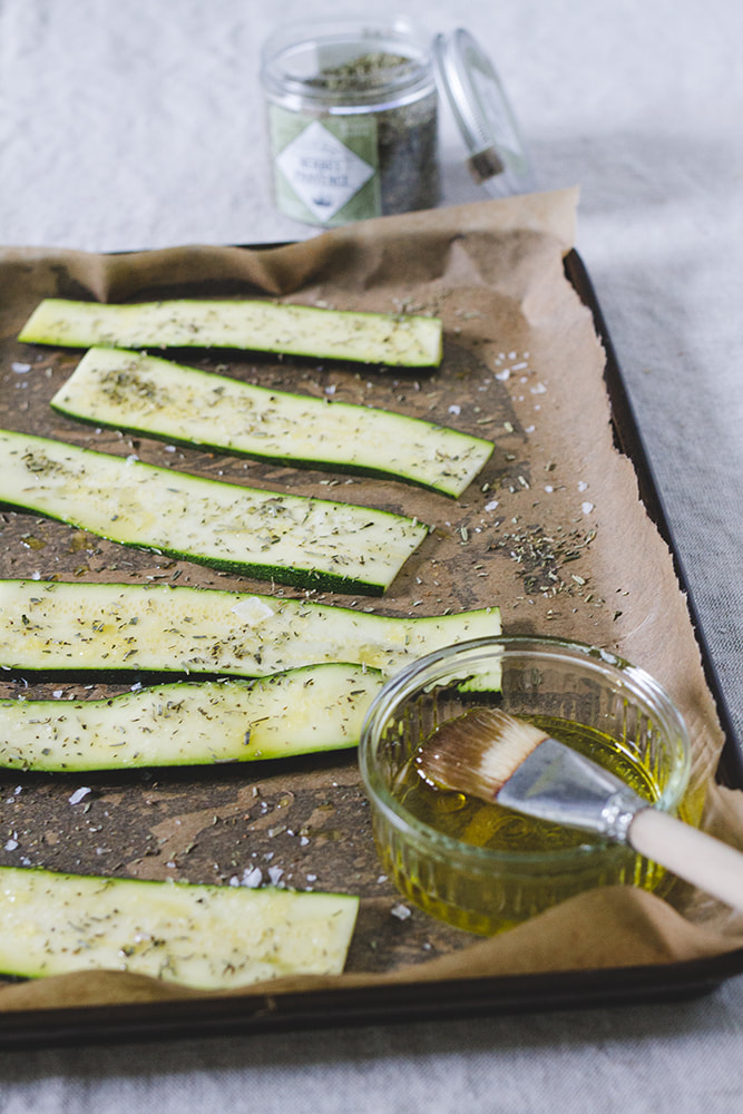 Roasted courgette slices on cremedecitron.com