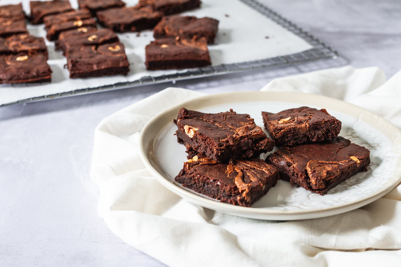 Delicious recipe for fudge-like almond and hazelnut chocolate brownies