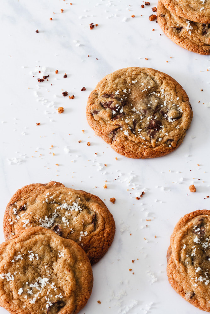 A delicious recipe for chewy and crispy chocolate chip and sea salt cookies