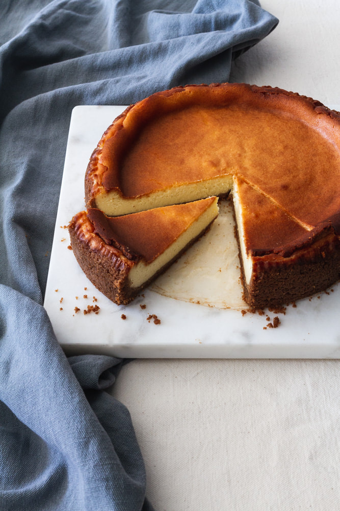 A delicious recipe for creamy baked ricotta cheesecake